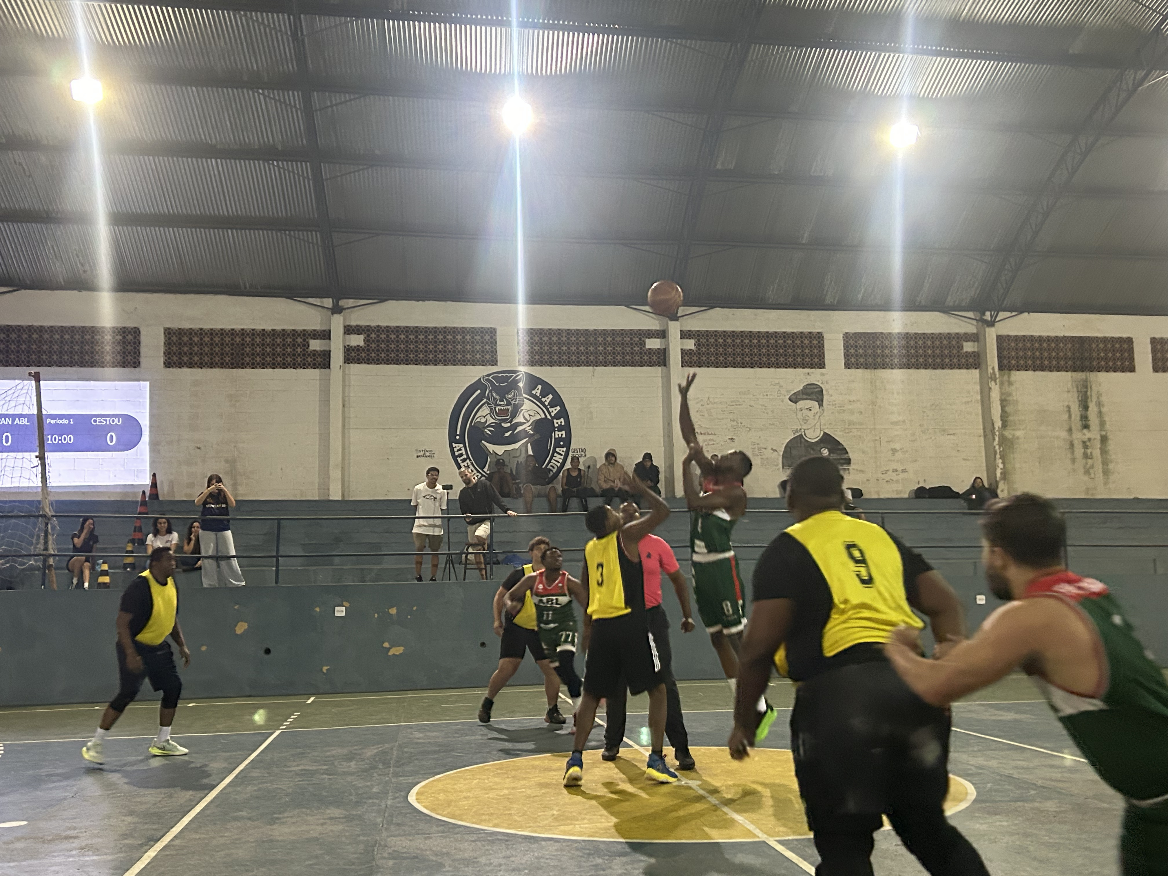 Basquete